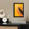 Papaja - Oranje - Topisch fotolijst zwart zonder passe partout klein -sfeer1
