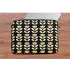 Retro - Bloem - Zwart - Okergeel laptophoes neopreen klein 279 -tafel