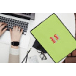 Grl pwr - Groen - Rood - 3D laptophoes neopreen klein -bureau