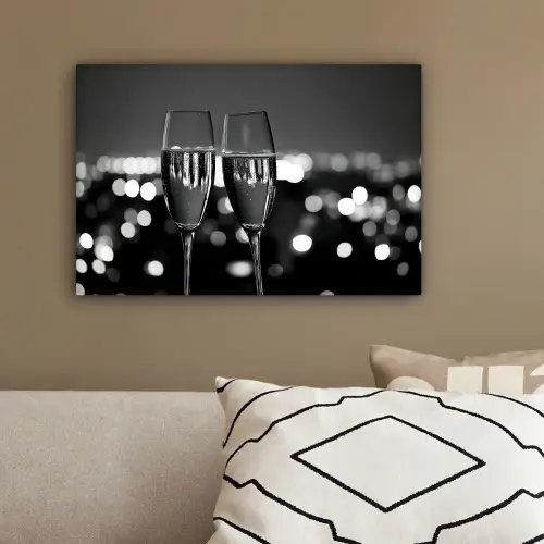Bubbels - Proosten - Champagneglazen - Stadslichten canvas 2cm klein -sfeer3