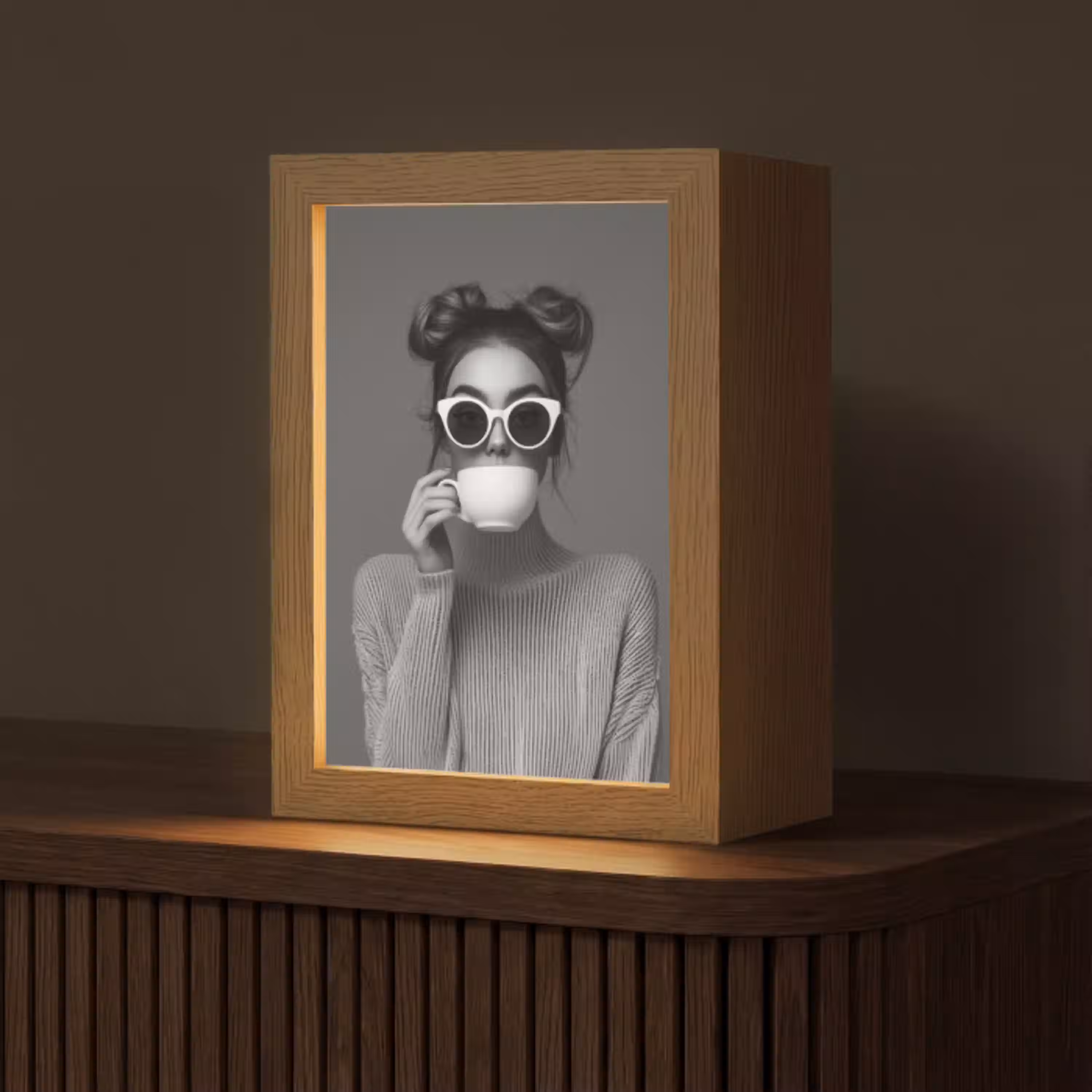 Vrouw - Koffie - Zwart - Wit Light Box met kabel (Tafellamp) klein -z3d_website