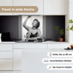 Vrouw - Spaghetti - Zwart - Wit keuken achterwand 2 middel -sfeer4_DE