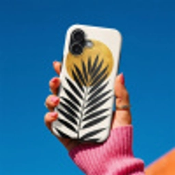 Zwart palmblad - Gouden cirkel - Beige achtergrond Toughcase MagSafe Apple iPhone 17 klein -Sfeer1V