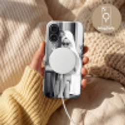 Modern - Vrouw - Zwart - Wit Toughcase MagSafe Apple iPhone 17 klein -USP_MagsafeV