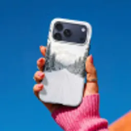 Weg - Sneeuw - Naaldbos - Winter - Avontuurlijk Toughcase MagSafe Apple iPhone 17 Pro Max klein -Sfeer1V