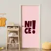 Nice - Uitroepteken - Roze deurposter klein -sfeer4