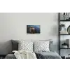 Schotse hooglander - Berg - Landschap - Bomen - Koe - Natuur Muursticker klein -slaapkamer