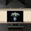 Wit - Bloemen - Tulpen - Vaas keuken achterwand spatscherm klein -sfeer1