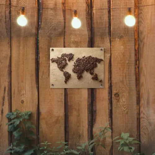 Wereldkaart - Zandkleur - Koffiebonen tuinposter los doek klein -sfeer1
