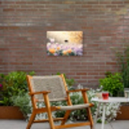 Viooltjes - bij - Zonlicht Tuinposter op houten frame 2 cm dik klein -sfeer3