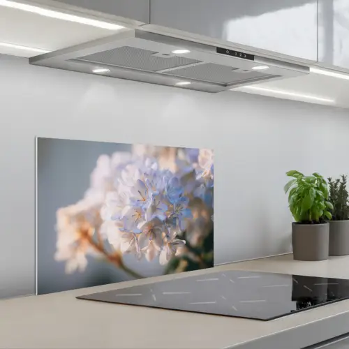 Bloemen - Lichtblauw - Wazig - Trosje keuken achterwand spatscherm klein -3d_schuin