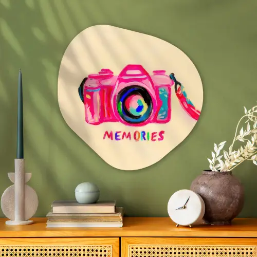 Camera - Memories - Roze - Geschilderd Wandcirkel Organisch Aluminium middel -sfeer2