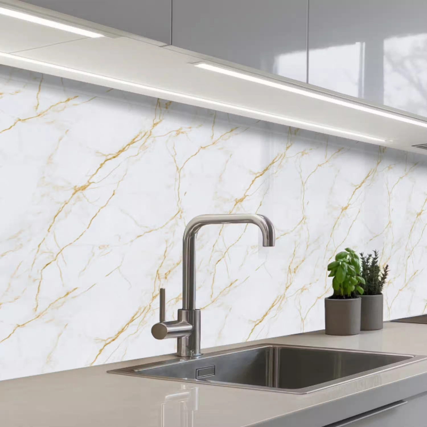 Keuken achterwand - Wit - Marmer - Goud - Luxueus


