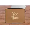 Yee haw - Bruin - Minimalistisch laptophoes neopreen klein -tafel