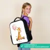 Giraffe met roze ballon Rugzak - Zwart middel -sfeer6_NL