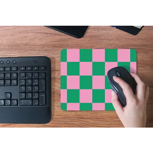 Schaakbord patroon - Groen - Roze - Blokjes muismat rubber klein -toetsenbord