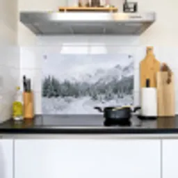 Weg - Bergen - Sneeuw - Naaldbos - Avontuurlijk Inductie beschemer met haakjes klein -sfeer2