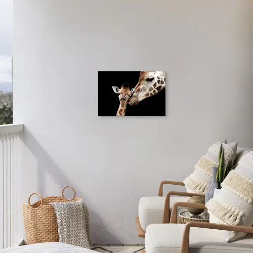 Moederlijke tederheid bij giraffen Tuinposter op houten frame 2 cm dik klein -sfeer1