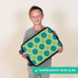 All smiles groen Kinderkoffer - Zwart klein -sfeer4_DE