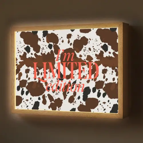 Koeienprint - Limited edition - Rood Light Box met batterij (Wandlamp) middel -z3d_website