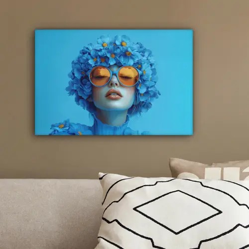 Vrouw - Bloem - Blauw - Modern - Bril - Portret canvas 2cm klein -sfeer3