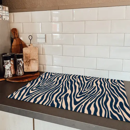 Zebra - Patroon - Blauw - Beige Inductie beschermer vinyl 3mm klein 276 -sfeer3