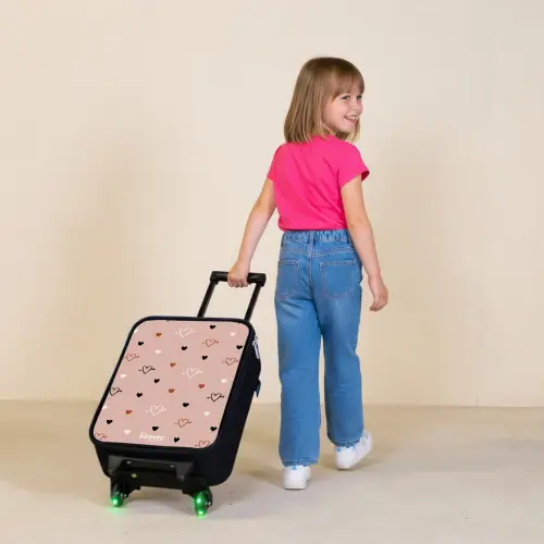 Hartjes met pijlen in zwart, wit en roze Kinderkoffer - Zwart klein -sfeer1