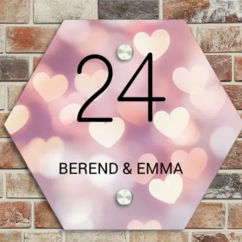 Hartvormige gloed - Klassiek Naambord Hexagon klein -sfeer2