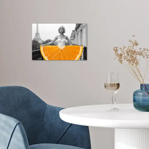 Sinaasappel - Eiffeltoren - Vrouw poster papier klein -sfeer3