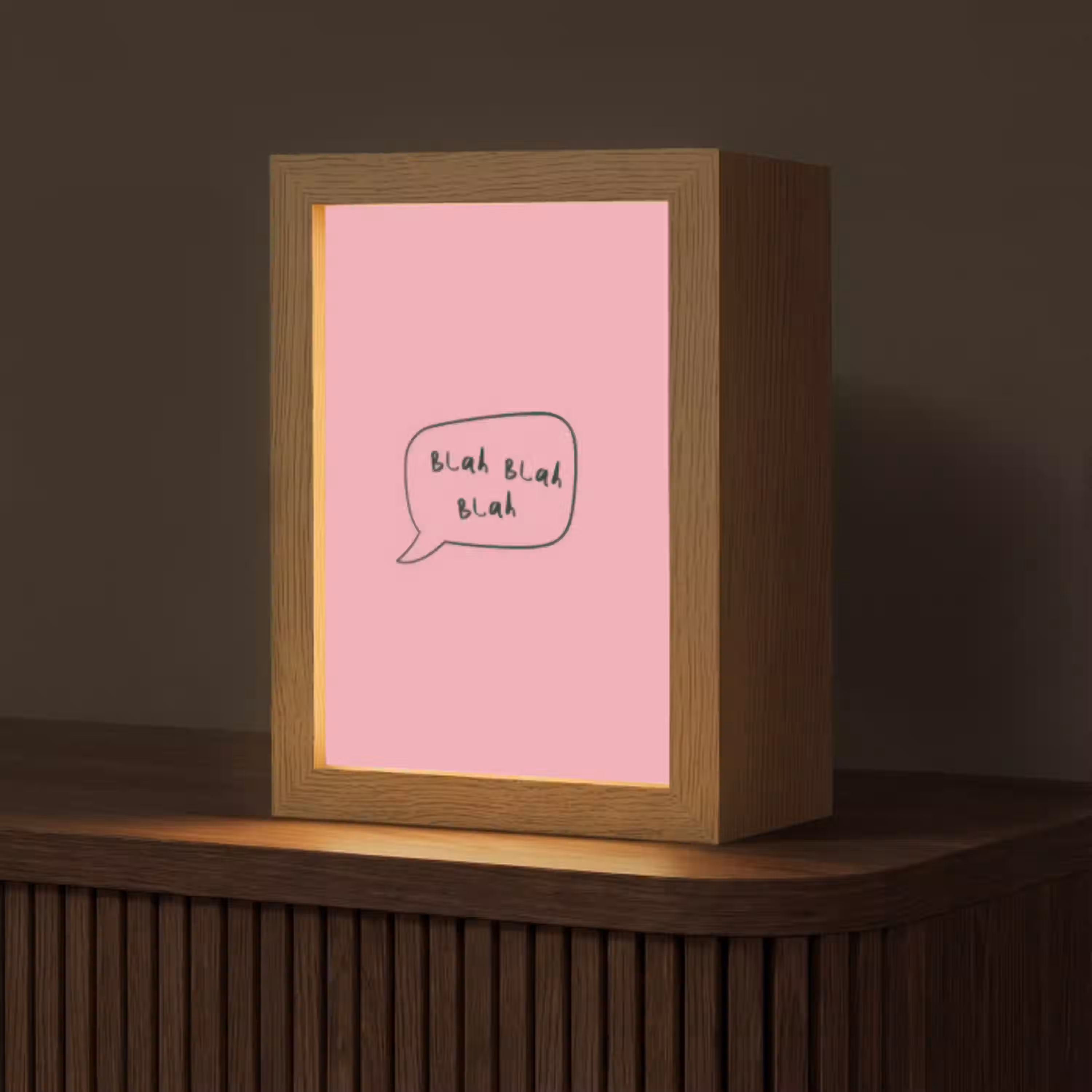 Tekstwolkje - BLAH BLAH BLAH - Roze Light Box met kabel (Tafellamp) klein -z3d_website