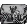 Zebra's - Zwart - Wit laptophoes neopreen klein -zkaufland3dotto