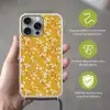 Bloesemtak - Aquarel - Geel Hoesje iPhone 16 Pro Max met koord klein 804 -sfeer2_NL