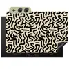Abstract - Lijnen - Zwart Inductie beschemer met haakjes klein 777 -3d