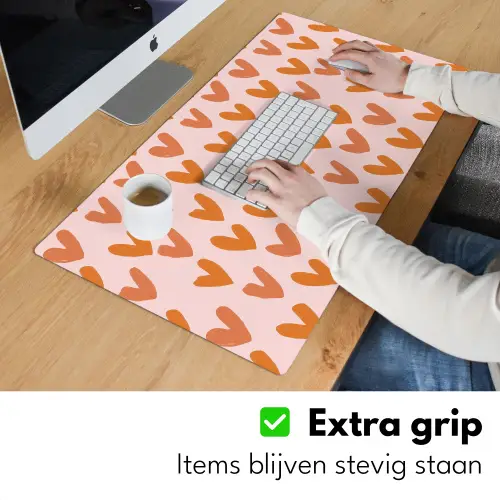 Hartjes - Getekend - Oranje Muismat XXL klein 681 -sfeer3
