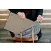 Interieur - Kleuren - Beige laptophoes neopreen klein 279 -tas