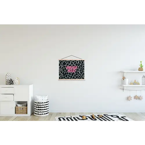 Panterprint - Zwart - Neonletters - Roze textielposter latten blank klein -kinderkamer