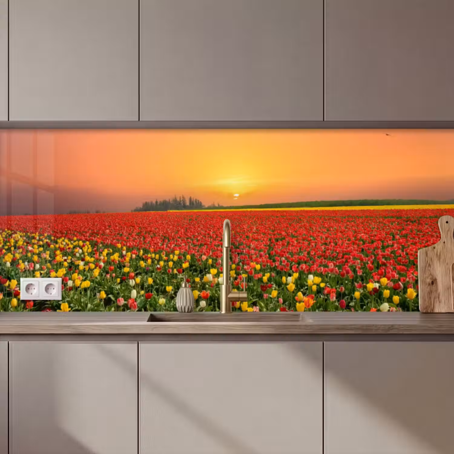 Küchenrückwand - Blumen - Landschaft - Tulpen - Sonnenuntergang