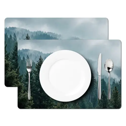 Naaldwoud - Bergen - Mist Placemat vinyl groot -zzsfeer2_Kitchenyeah-website