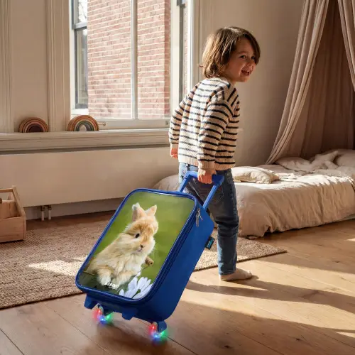 Konijn in bloempot Kinderkoffer - Blauw klein -sfeer1