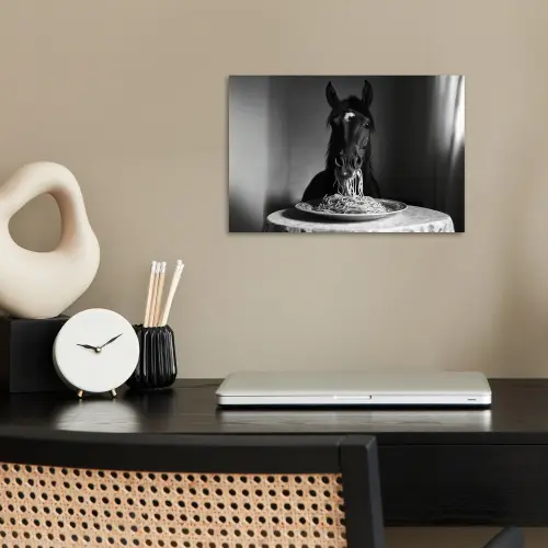 Paard - Bord - Pasta - Tafelkleed - Zwart Wit - Dieren poster papier klein -sfeer1