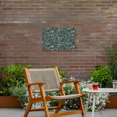 Terrazzo -  Patroon - Kleurrijk - Groen Tuinposter op houten frame 2 cm dik klein 845 -sfeer3