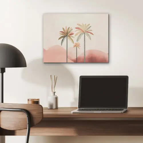 Palmbomen - Heuvels - Minimalistisch - Zachtroze PET vilt klein -sfeer5