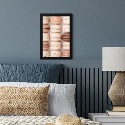 Macarons - Beige - Bruin fotolijst zwart zonder passe partout klein -sfeer3