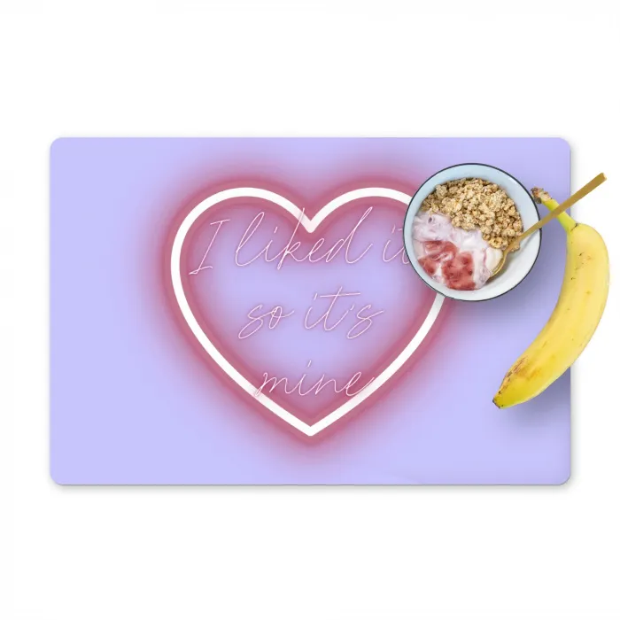 I liked it so it's mine - Neon hart - Paars Placemat vinyl groot -zzzproduct_Kitchenyeah-website