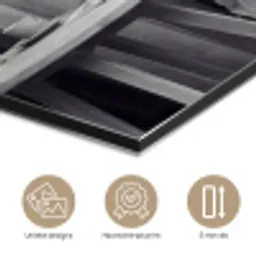 Modern - Vrouw - Zwart - Wit aluminium wit klein -closeup_NL