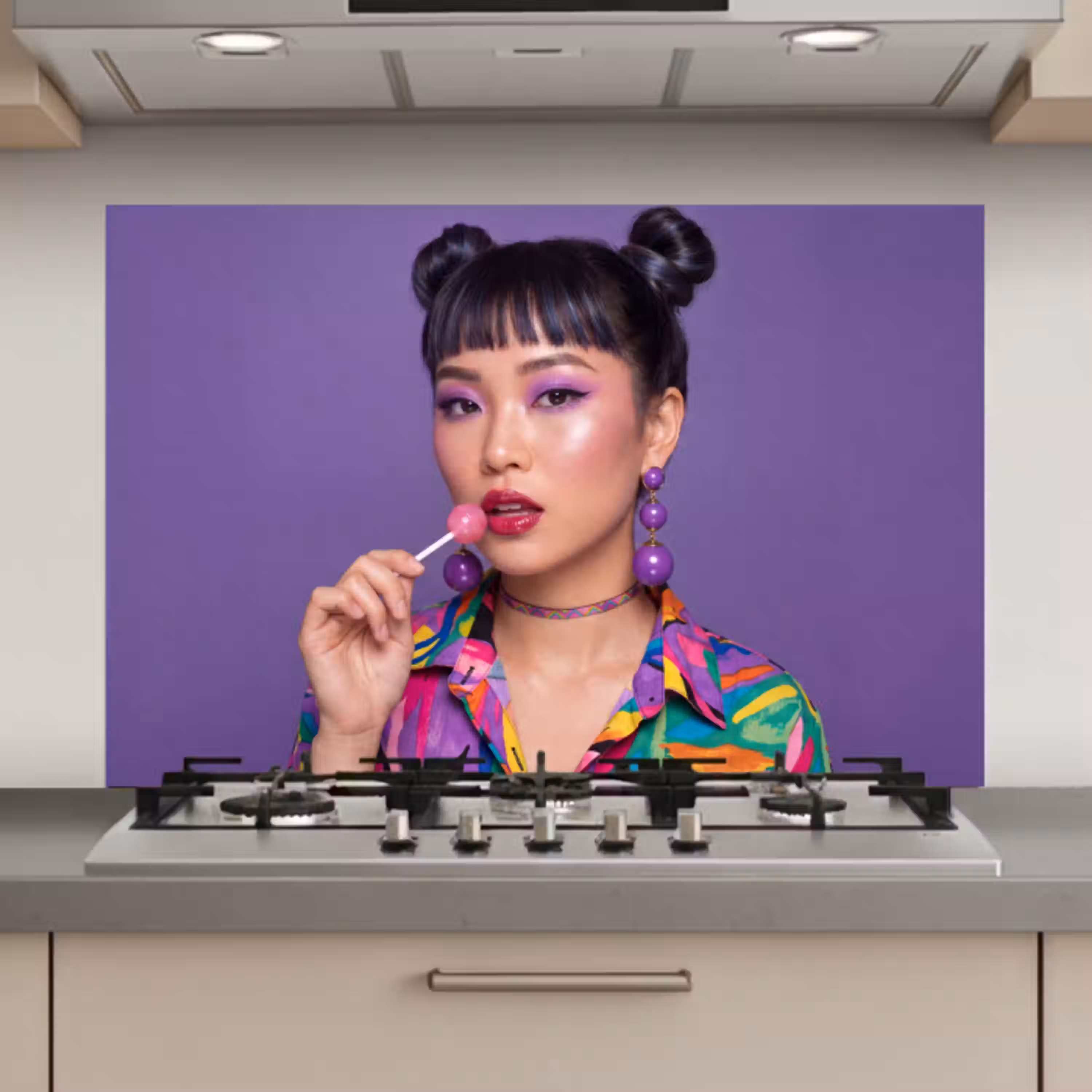 Vrouw - Portret - Make-up - Paars - Levendig keuken achterwand spatscherm klein -3d_website