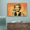 Retro - Vrouw - Koptelefoon - Oranje canvas 2cm klein -sfeer4