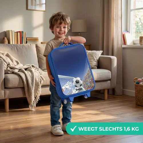 Keeper die een voetbal tegenhoud Kinderkoffer - Blauw klein -sfeer2_NL