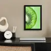 Kiwi - Groen - Fris fotolijst zwart zonder passe partout klein -sfeer1