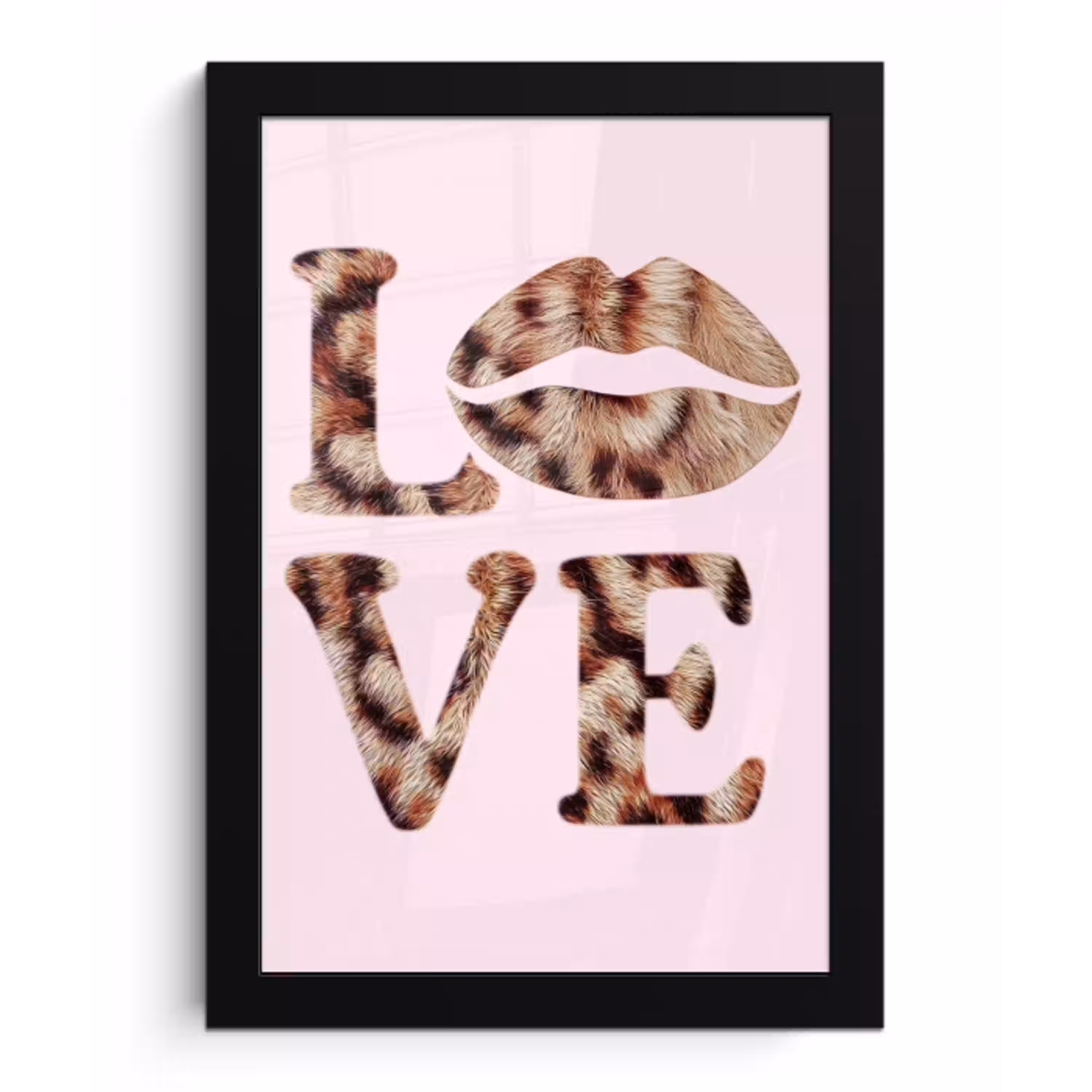 Tekst - Love - Pantervacht - Lichtroze fotolijst zwart zonder passe partout klein -3d